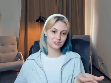 angelinaholly
