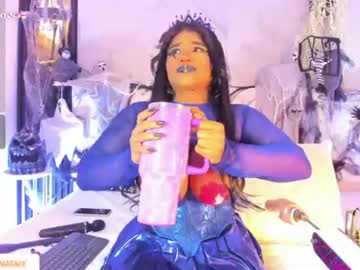 ava malaikaa