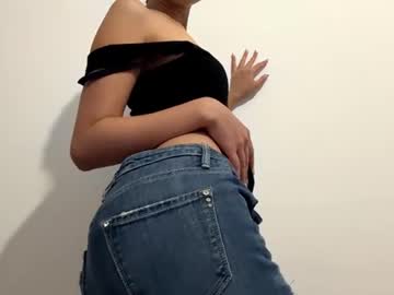 hillarynapenas