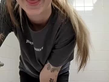 tattedbitch25